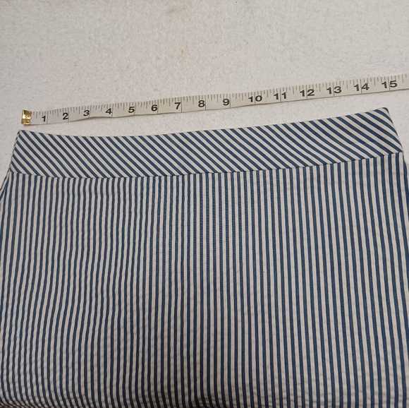 NWOT J.crew Seersucker vertical striped Navy Blue & White Pencil skirt sz 4 - Picture 11 of 15